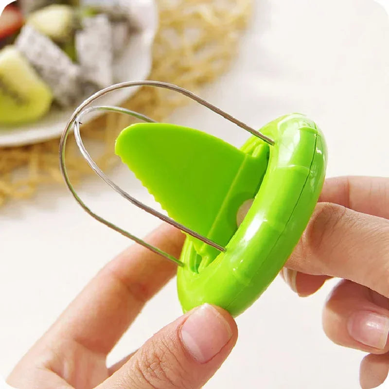 1PC Creative Fruit Cutting Knife Kiwi Cutter Avocado Cutter Fruit Salad Cooking Tools Kitchen Gadgets Cutting Accessories