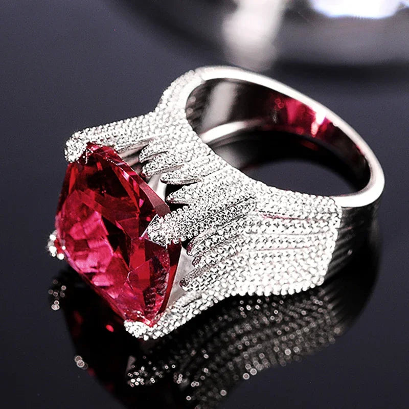 Huitan Noble Green Cubic Zirconia Women Rings for Wedding Anniversary Party Silver Color Elegant Female Rings New Trendy Jewelry