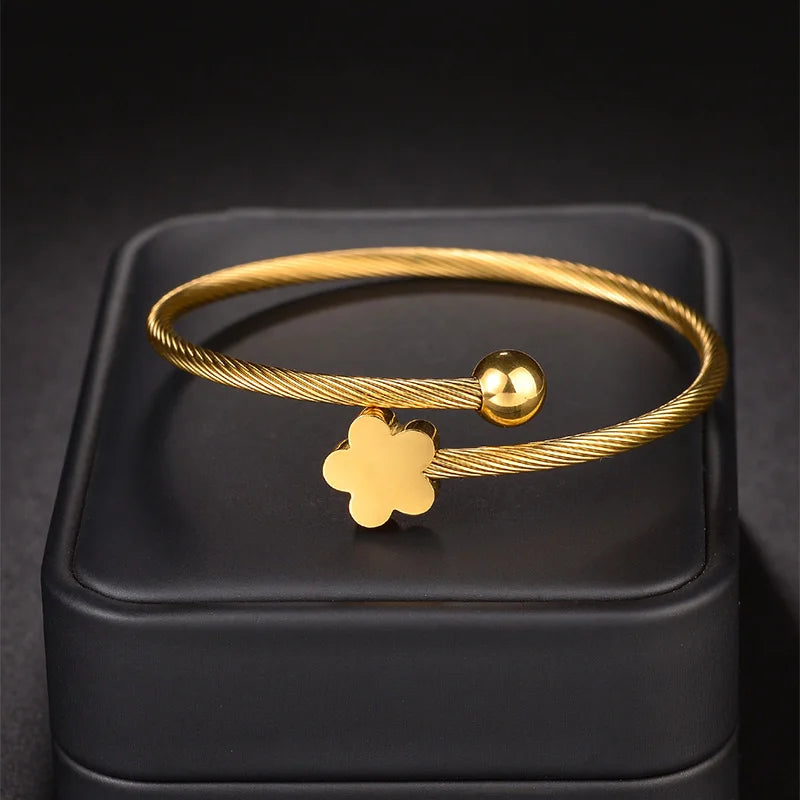 Fashion 2023 New Gold Color Star Charm Bangle For Women Stainless Steel Flower Circle Bracelet Girl Party Jewelry Gift